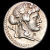 L. Cassius Q. F. Longinus. Denario (3,81 g.). Roma, 78 a.C. Craw-386/1. MBC+.