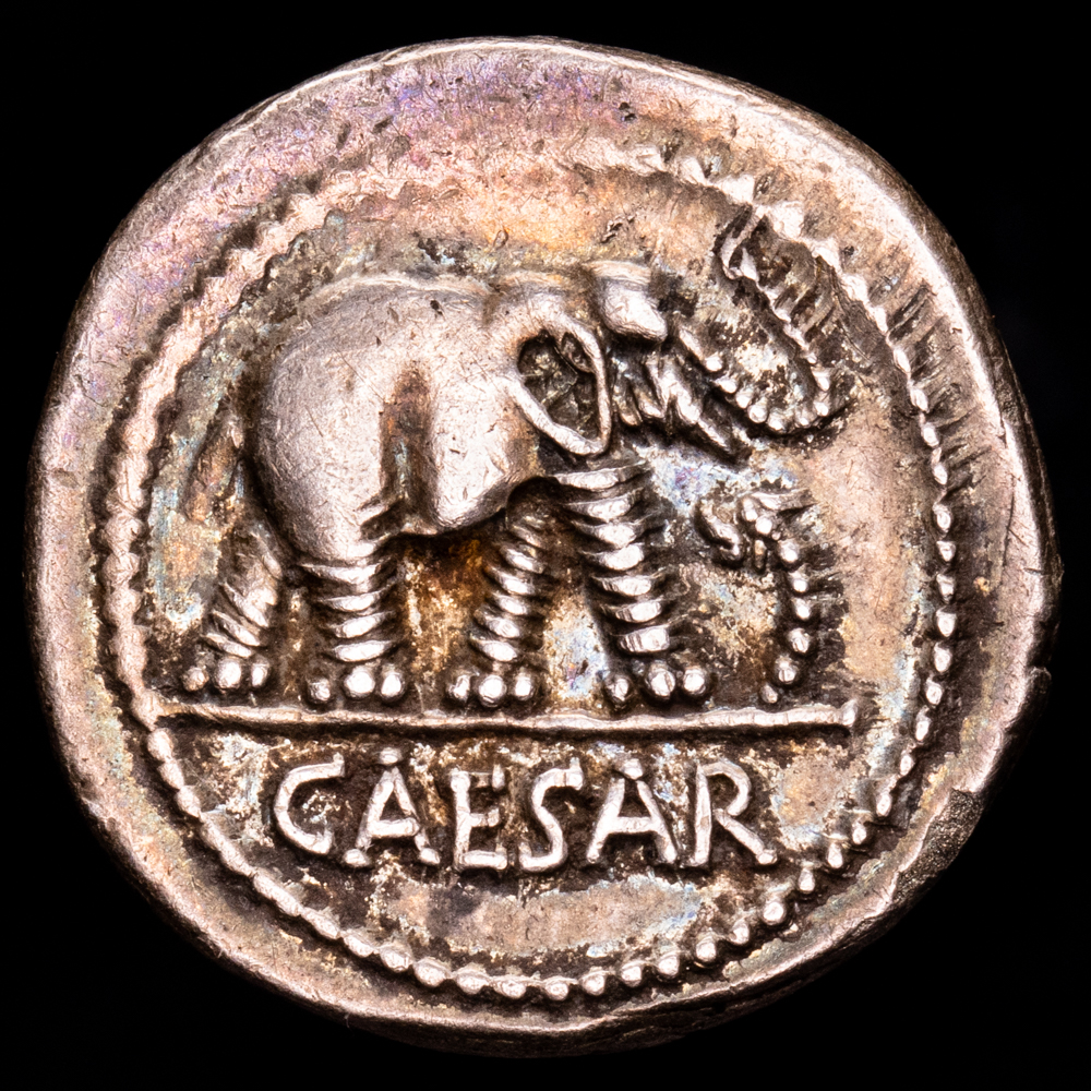 Julio César . Denario. (3,78 g.). Roma. 44-49 a.C.. Craw-443/1. EBC-. Rara. Excelente condición.