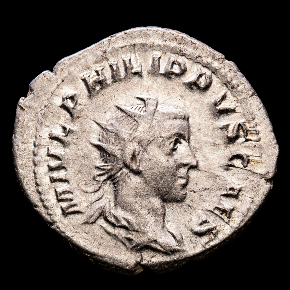 Filipo II. Antoniniano. (4,21 g.). Roma. 244-249 d.C. RIC 220. R/ PRINCIPI IVVENT . EBC .