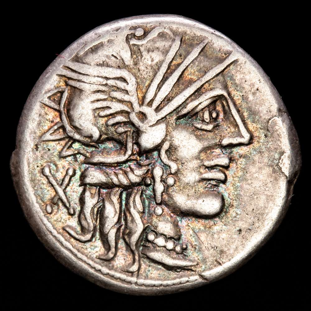 C. Plutius. Denario. (3,91g.). Roma. 121 a.C. Craw-278/1. VF+. C. PLVT