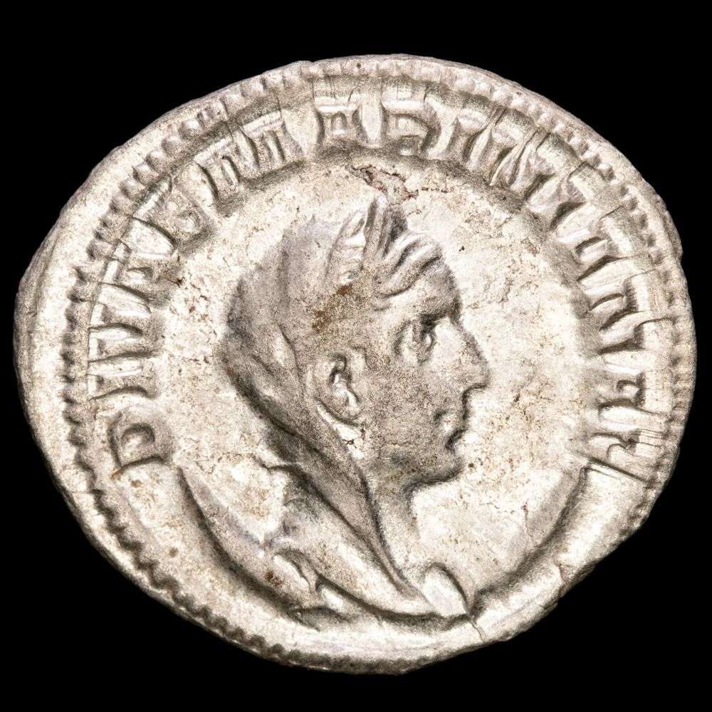 Mariniana. Antoniniano (4,04 g.). Roma, 257-258 d.C. R.10067. AU. Excelente condición.