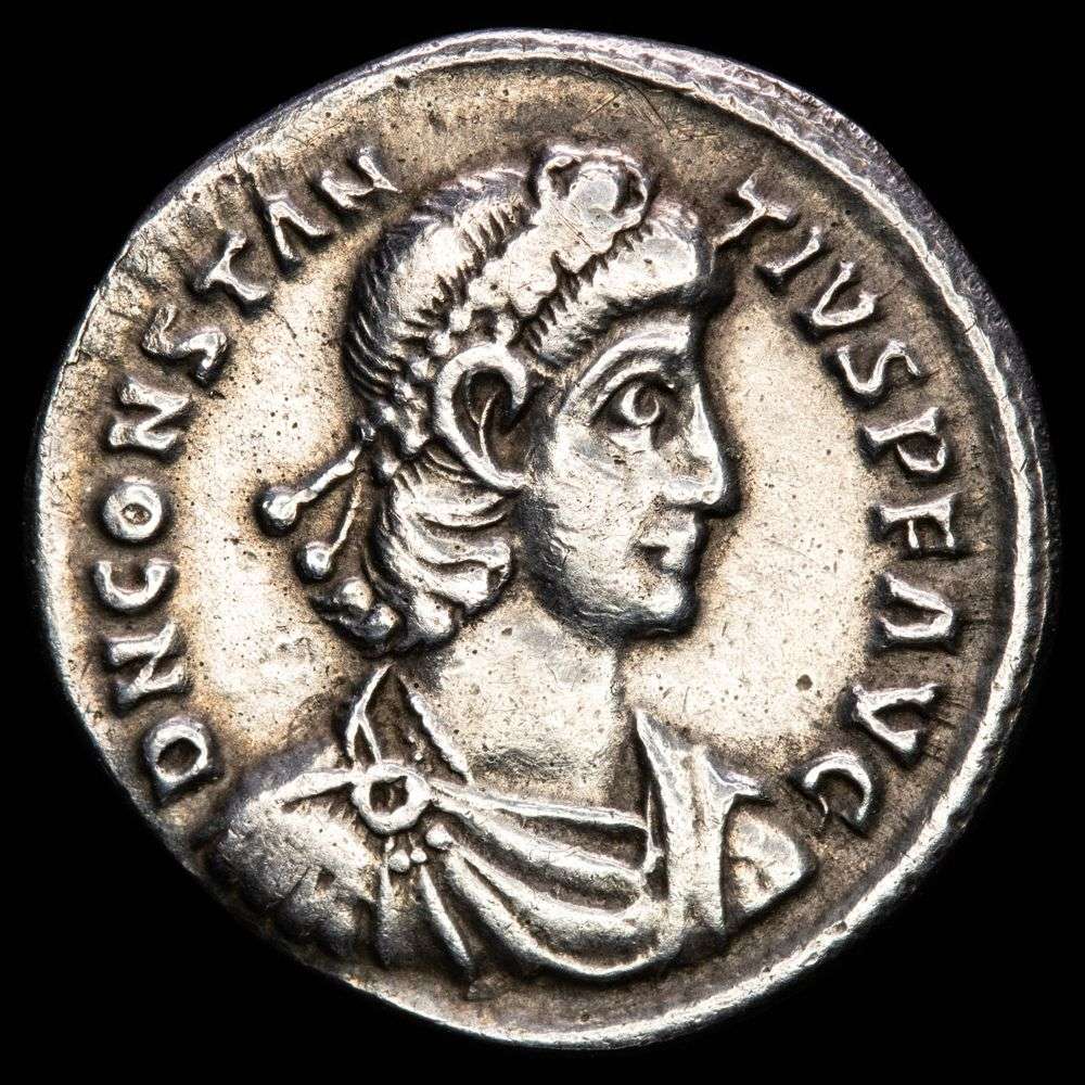 Constancio II. Silicua (2,36 g.). 353-355 d.C.(Ric-VIII 15). (Rsc-342/3e). Cy225 variante. MBC+/EBC-.