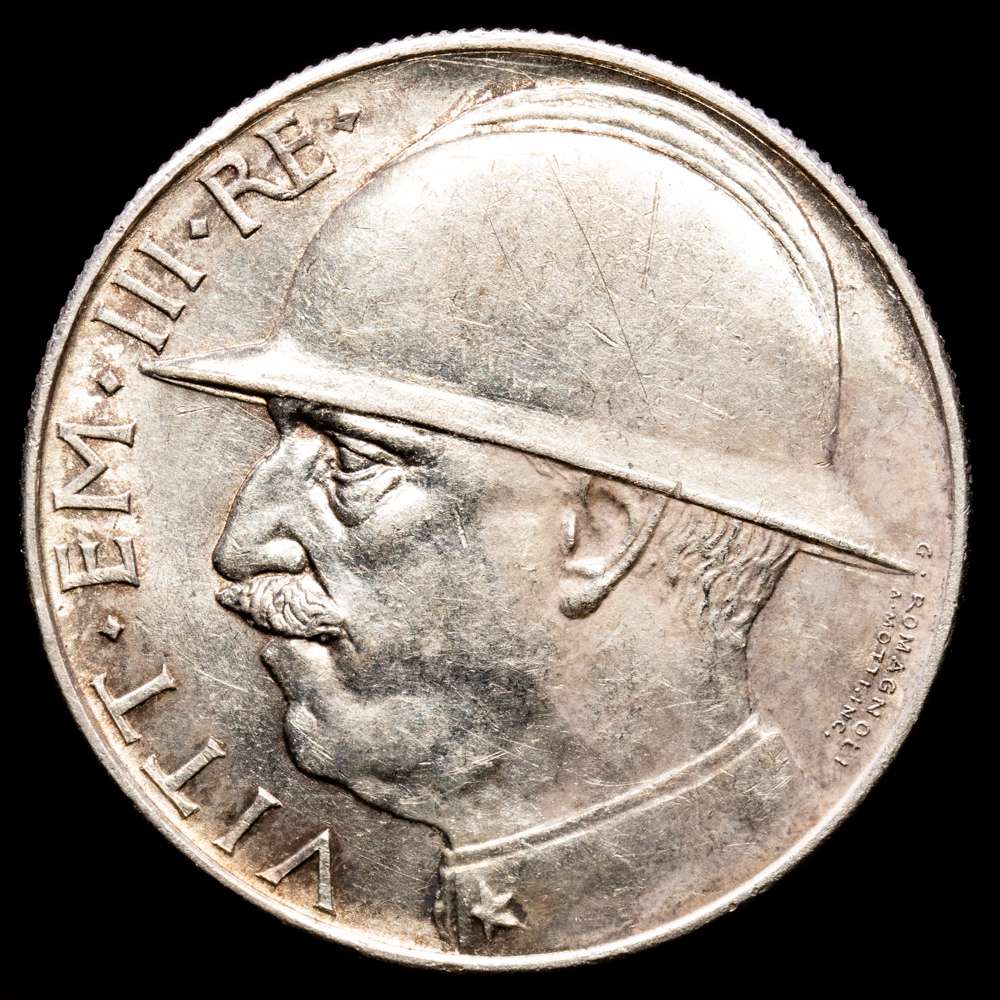 Italia – Victor Manuel. 20 Liras. (20,01 g.). Roma. 1928. KM-70. EBC. Restos de brillo original. Escasa en este estado.