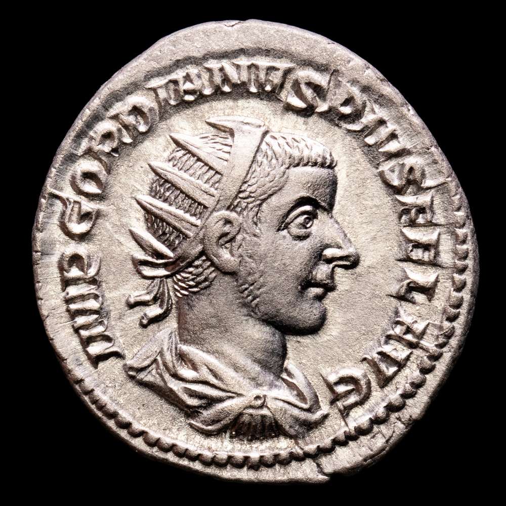 GORDIANO III. Antoniniano. (Ar. 4,16 gr). 241-243 dC Roma. (RIC 86). EBC-. Restos de brillo originales.