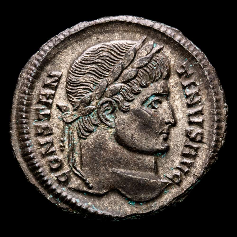 CONSTANTINO I ‘EL GRANDE’ (307/10-337). Follis. Sirmio. RIC 48. Estado: Muy bien conservado. Peso: 3,43 g. Diámetro: 20 mm.