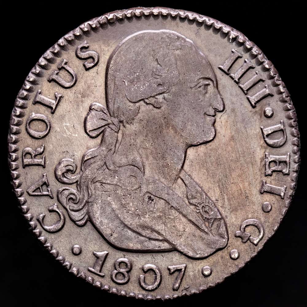 Carlos IV. 2 Reales. (5,96 g.). Sevilla. 1807. Ensayador C·N. AC-727. VF+. Buen ejemplar. Pátina oscura.