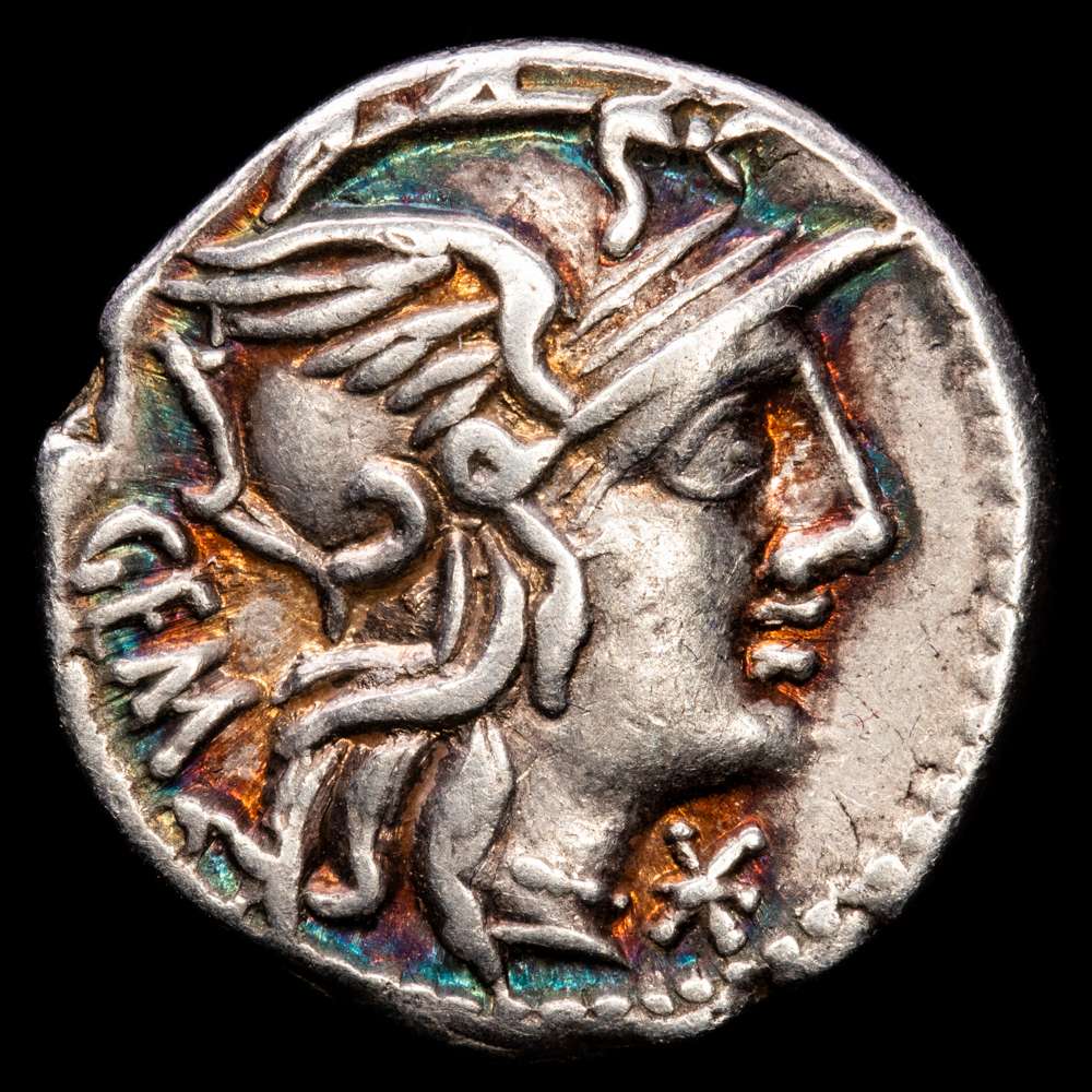 República Romana C. ABURIUS MF GEMINUS. Denario. 134 aC Roma. Trazar 244.1a; Sydenham 490; Aburía 1. Ar. 3,92g. Pátina irisada. MBC+.