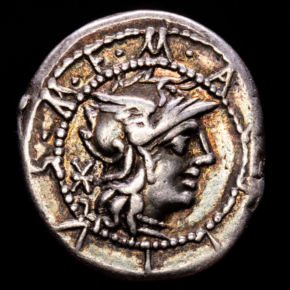 Acilia. Marco Acilio Marci f. Denario. 130 d. C. Roma. (Ffc-93). (Craw-255/1). (Cal-65). Ag. 3,90 gramos. Bonita pátina de monetario con tonos iridiscentes. MBC+.