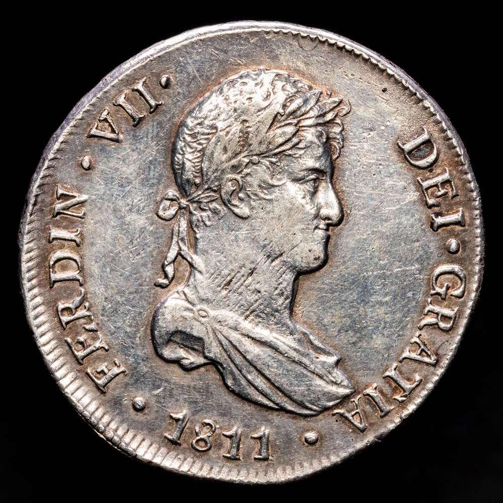 Fernando VII (1808-1833). 8 reales. 1811. Lima. J.P. (Cal-1243). Ag. 27,00 gramos. Primer año de busto propio. (EBC-). Escasa.
