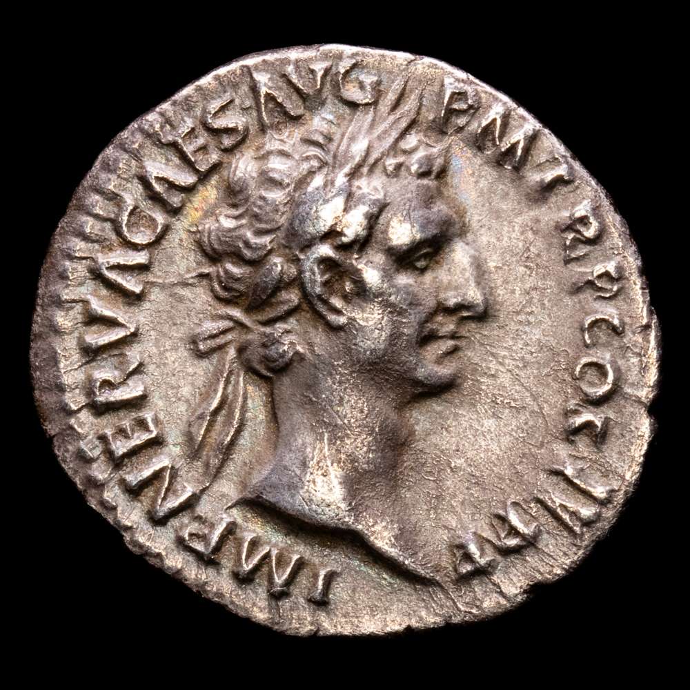Nerva. Denario. (3,11 g.). Roma. 96 d.C.(C-25; RIC-3; BMC-8). Bella pátina de monetario antiguo. De la Colección Doctor B. Muy buena conservación.