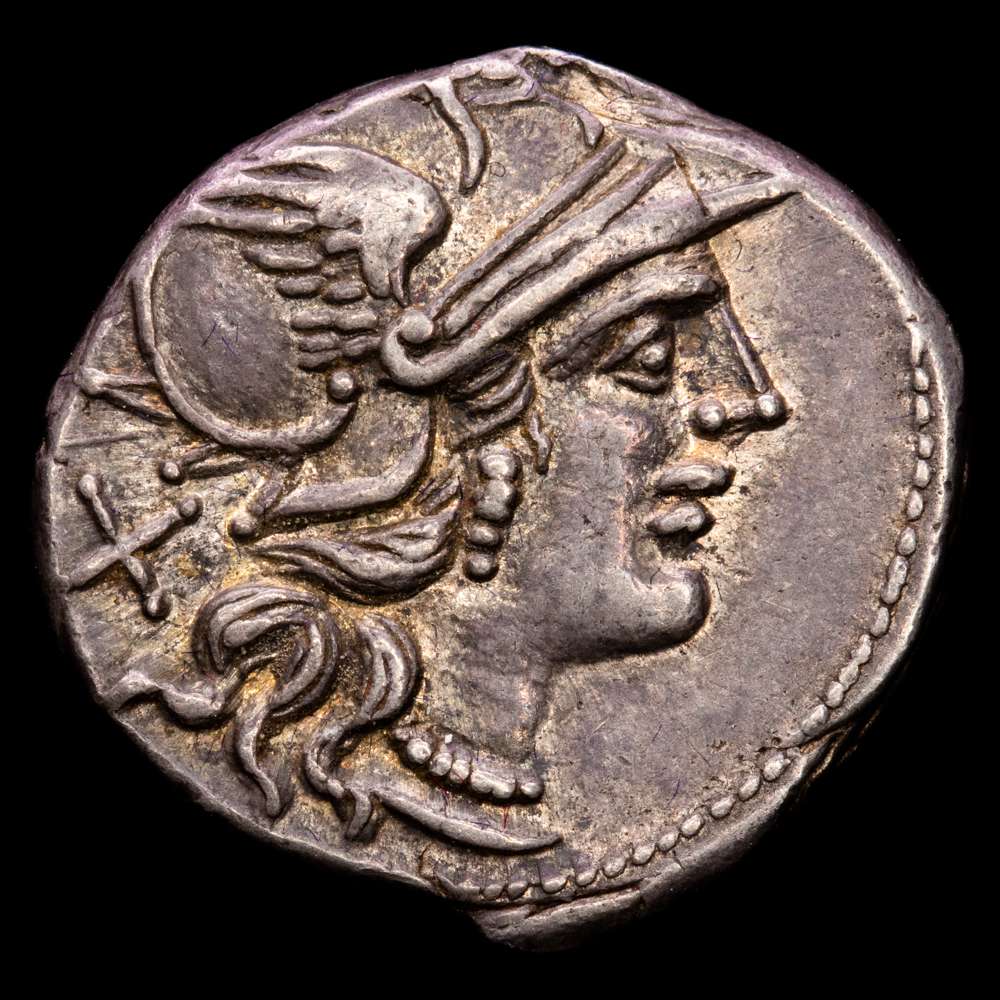 República Romana AELIA. Denario. Roma (138 a.C.). (3,90 gramos). R/ Los Dióscuros a caballo a der.; debajo: P. PAETVS y en exergo: ROMA. FFC-99.SB-3.Crawford 233/1. MBC+. Bella pátina.