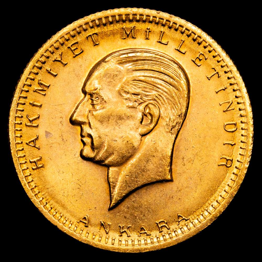 100 Kurush de Turquía. 1923-51 (km  855). 7,22 g de oro, 917 ml. Oro turco. Cabeza de Ataürk a la izquierda. UNC-.