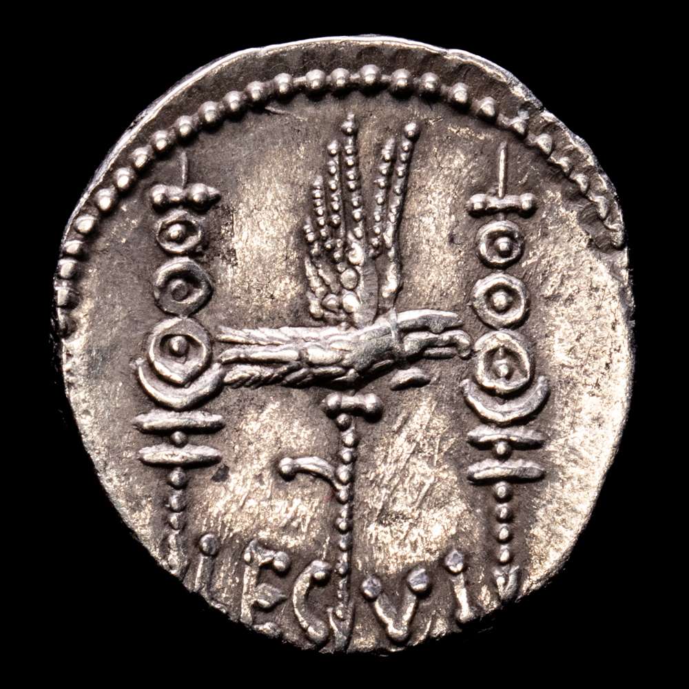 Marco Antonio. Denario. 32-31 aC Ceca volante. (Ffc-37). (Craw-544/19). (Cal-184). EG. VI. Ag. 3,74 gramos. XF.