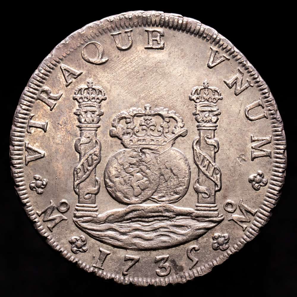 Felipe V (1700-1746). 8 reales. 1735. México. MF. (Cal-1443). Ag. 26,92 gramos. EBC+. Bella pátina gris plomo. Muy escasa así.