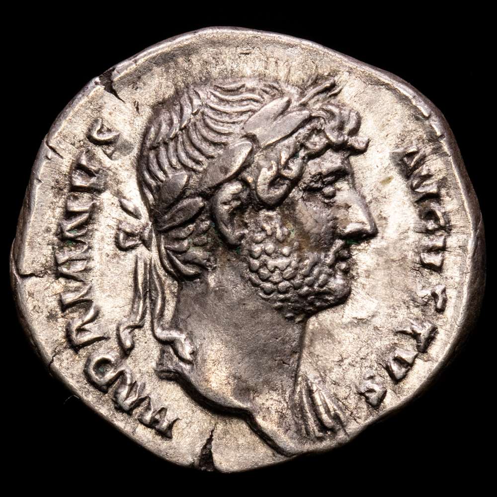 ADRIANO. Denario. (Ar. 3,21g/18mm). 125-128 d.C. Roma. (RIC 175). XF. Bonito ejemplar.