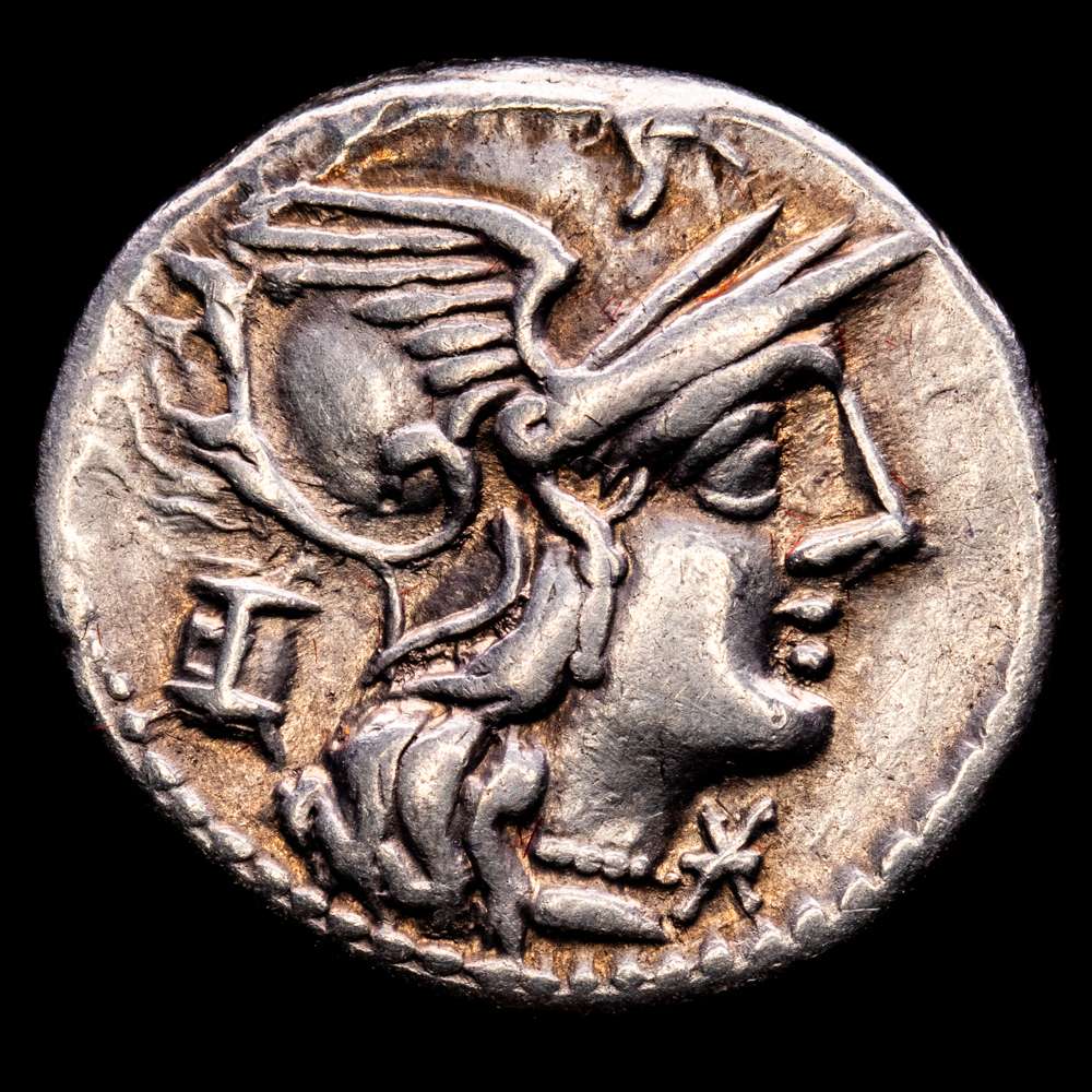 M. Marcius Mn. f. Denario. (Ar. 3,91g/19mm). 134 a.C. Roma. (Crawford 245/1; FFC 850). MBC+. Bonito ejemplar. Suave tono.