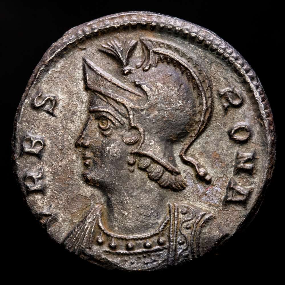 Constantino I el Grande (307/10-337), de la dinastía romana imperial . Follis. Antioquía. Serie conmemorativa. RIC 229. 2,58 g. VF+.