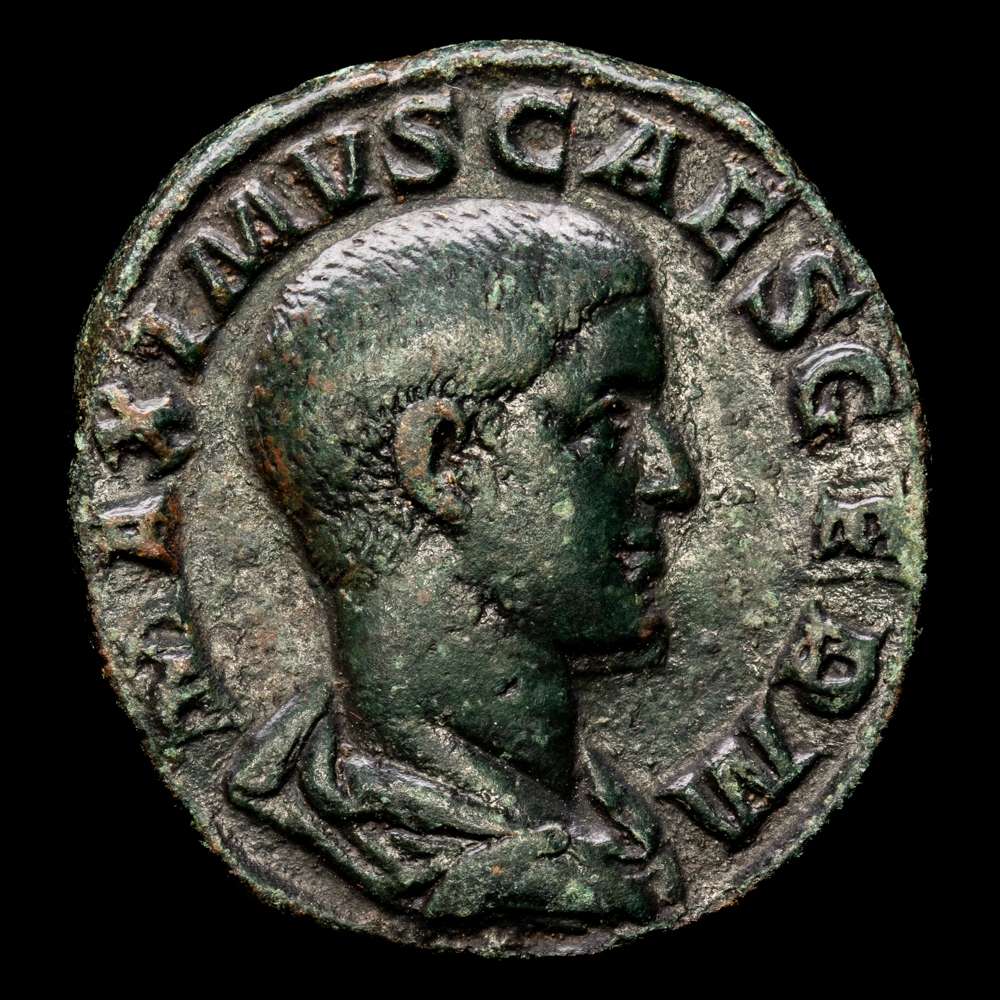 Máximo. Sestercio. 236-238 dC Roma. (Ric-IV 13). (C-14). Ae. 20,95 gramos. Preciosa pátina. Choice XF.