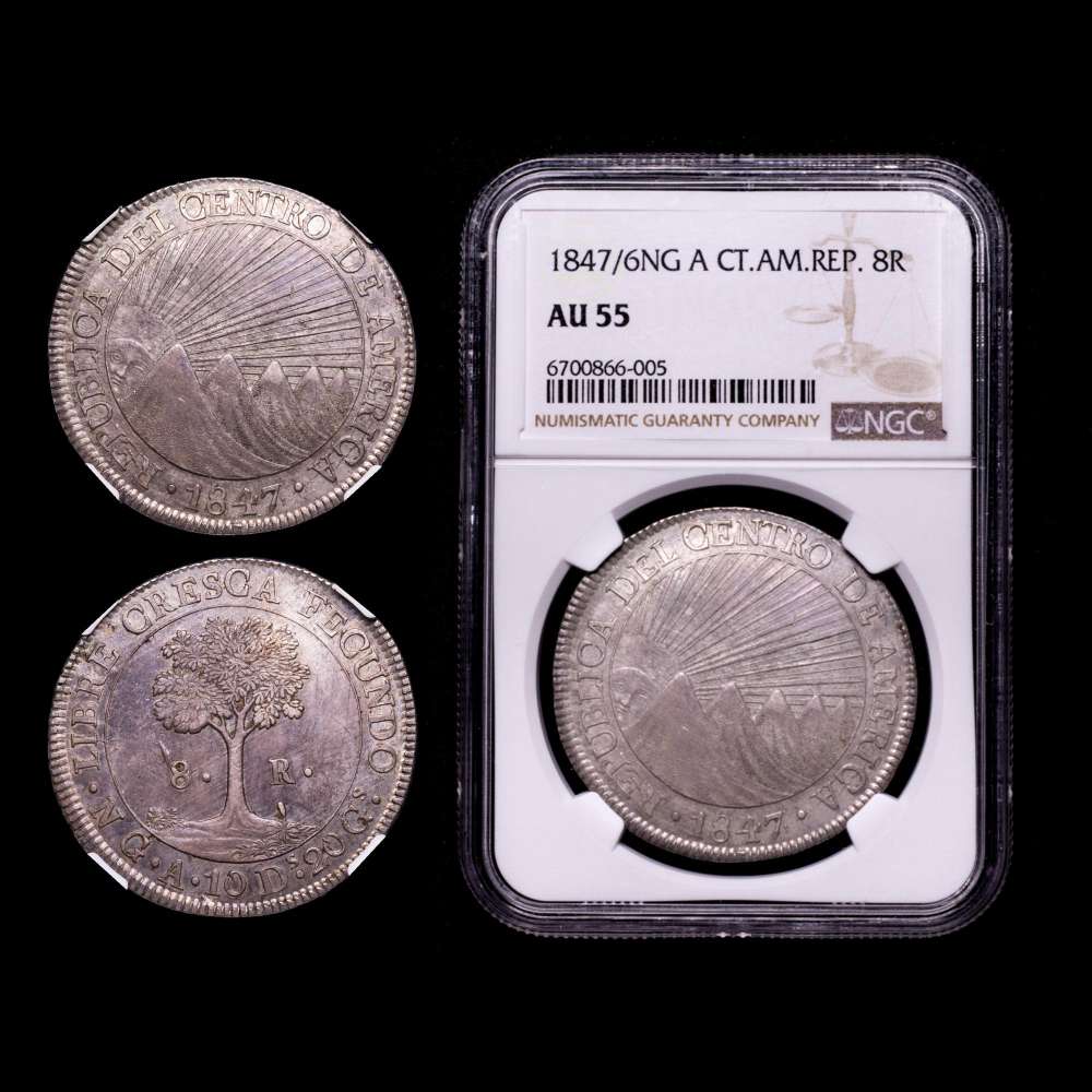 GUATEMALA. KM-4 – 8 Reales 1847/6 República de Centro América NG A. Encapsulada por NGC como AU55. Variedad con sobrefecha 7/6. Excelente acuñación y bella pátina acerada.