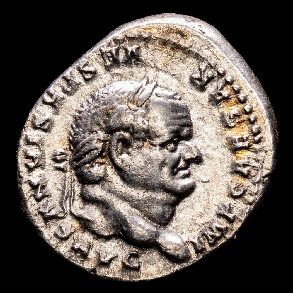 Vespasiano. Denario. 77-78 dC Roma. (Ric-937). (Bmcre-200). (Rsc-125).  Ag. 3,27 gramos. Buen ejemplar. VF+.